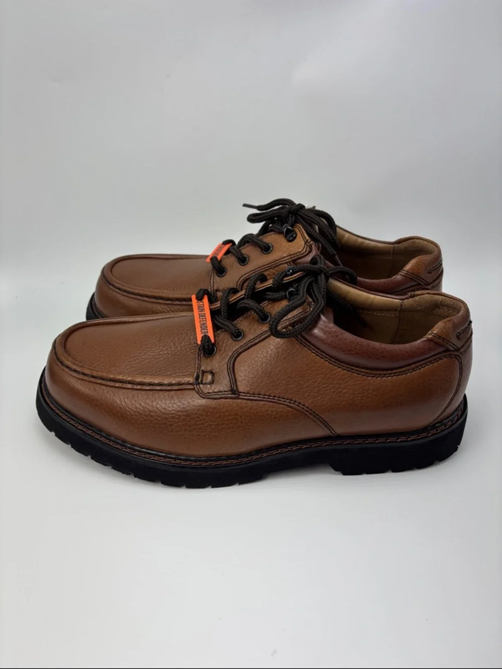 Dockers Men's Stain Defender Dark Tan Lace-Up Shoes - size 10.5 Wide NEW
